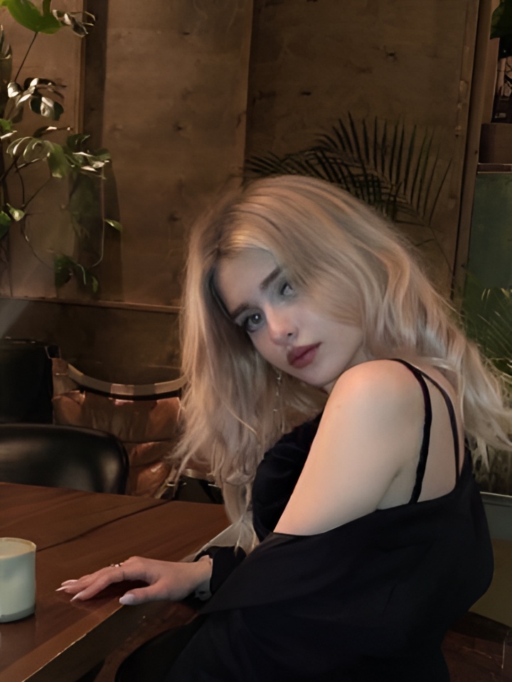 Индивидуалка Ася, доступна для личного знакомства от 1500 руб