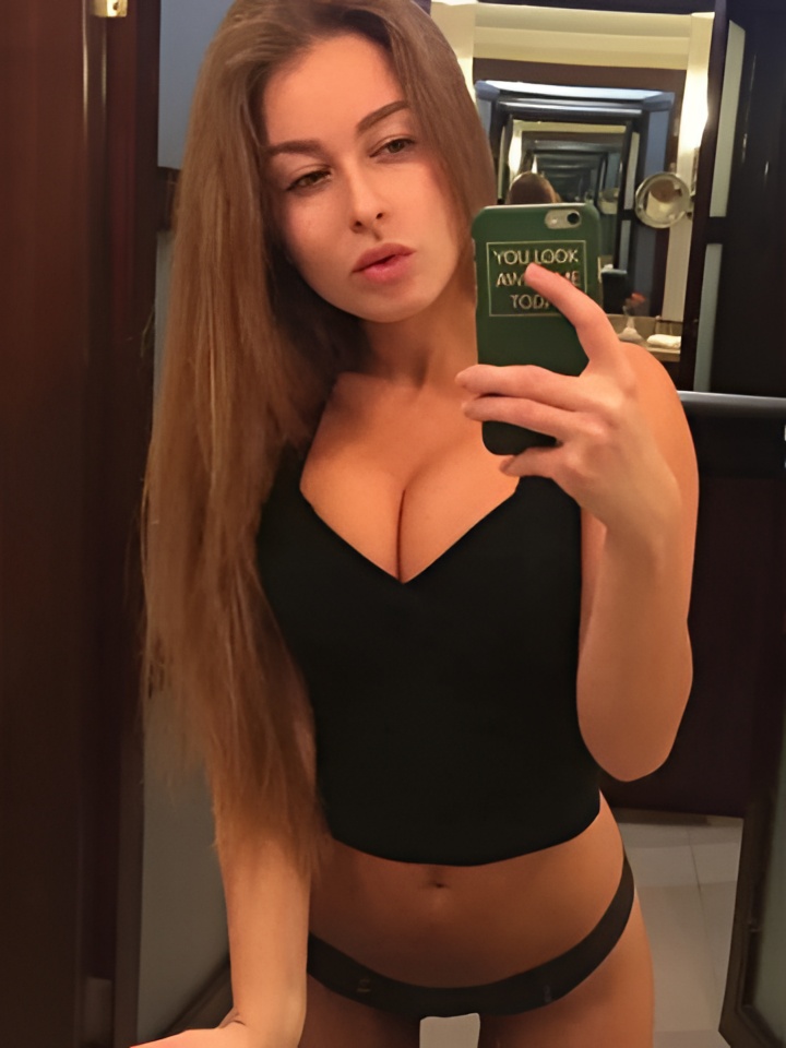 Марта привлекальеная девушка из Кировска цена от 5000 руб