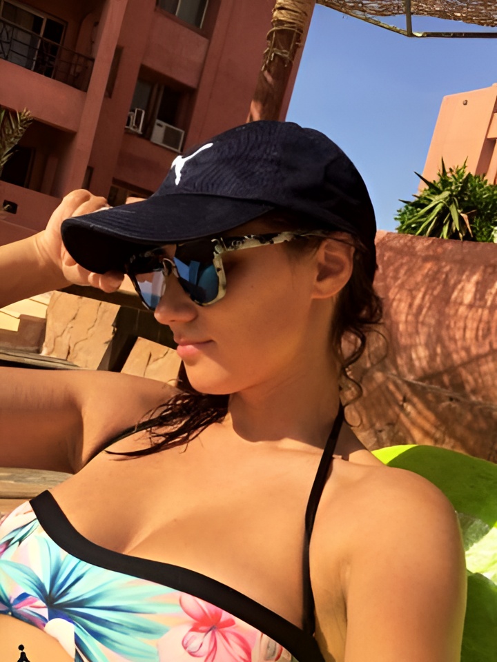 Стефания привлекальеная девушка из Кировска цена от 2000 руб