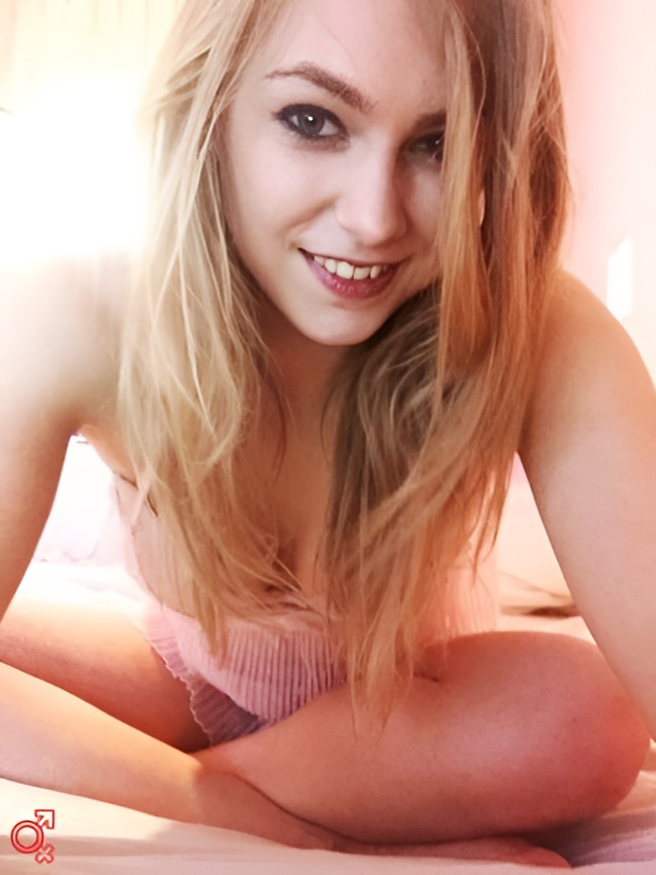 Юля привлекальеная девушка из Кировска цена от 2500 руб