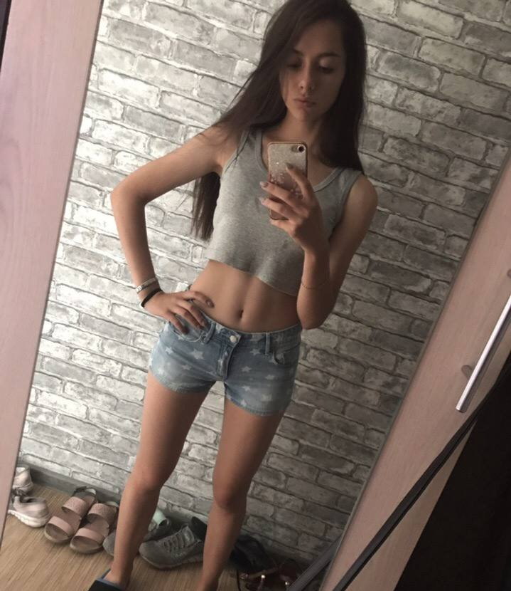 Софья привлекальеная девушка из Кировска цена от 4000 руб