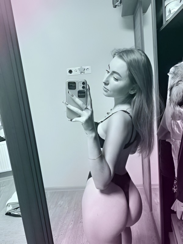 Ида привлекательная девушка из Кировска цена от 3000 руб