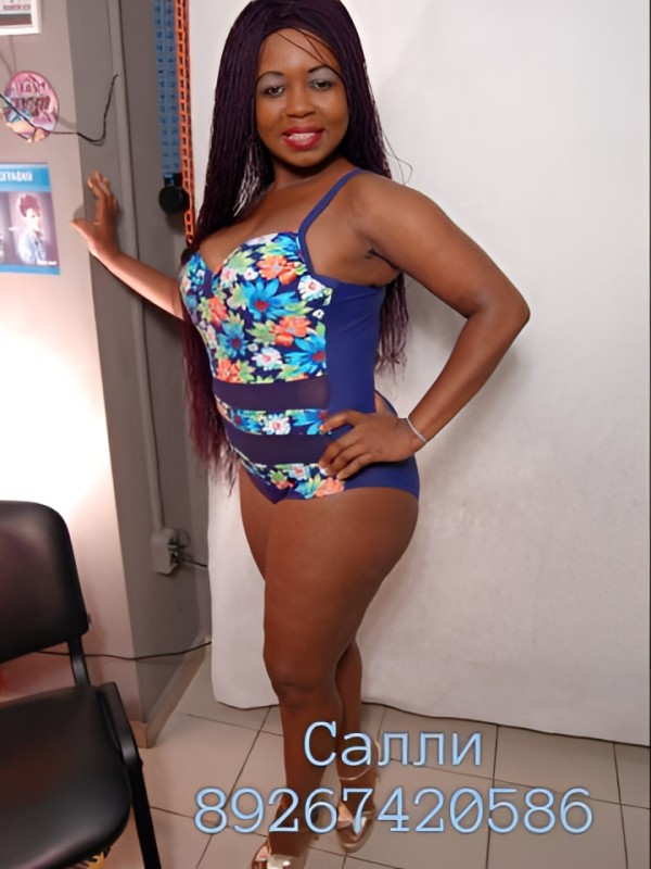 Валентина привлекательная девушка из Кировска цена от 2500 руб