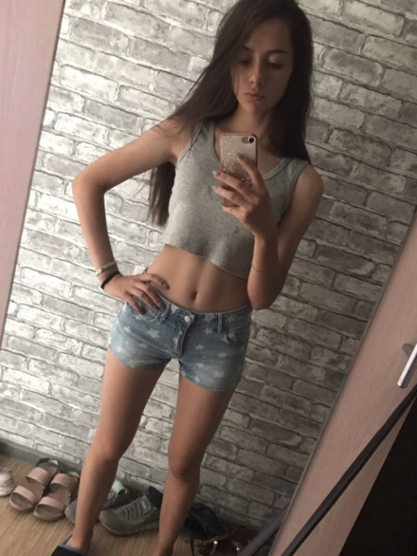 Софья привлекательная девушка из Кировска цена от 4000 руб