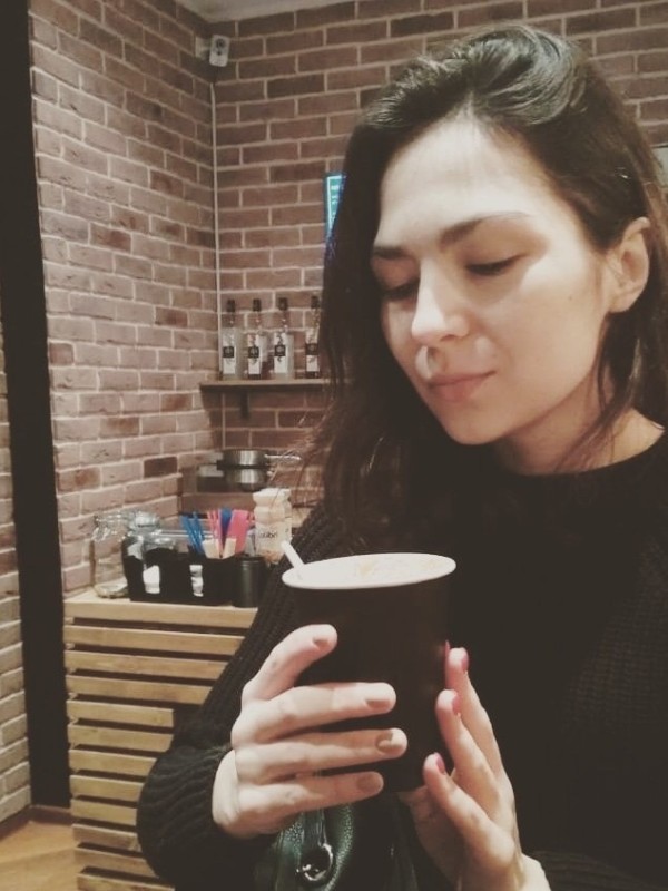 Элис привлекательная девушка из Кировска цена от 4000 руб