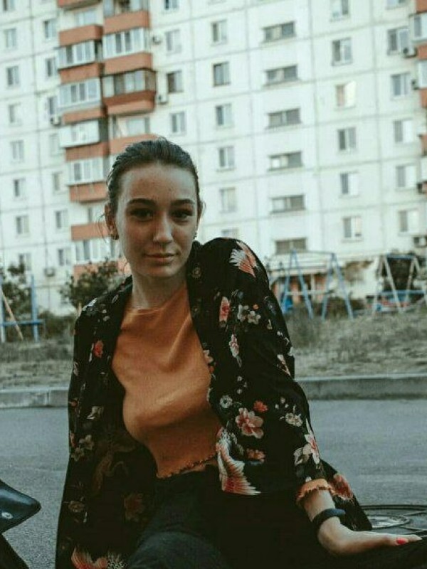 Лизка привлекательная девушка из Кировска цена от 3000 руб